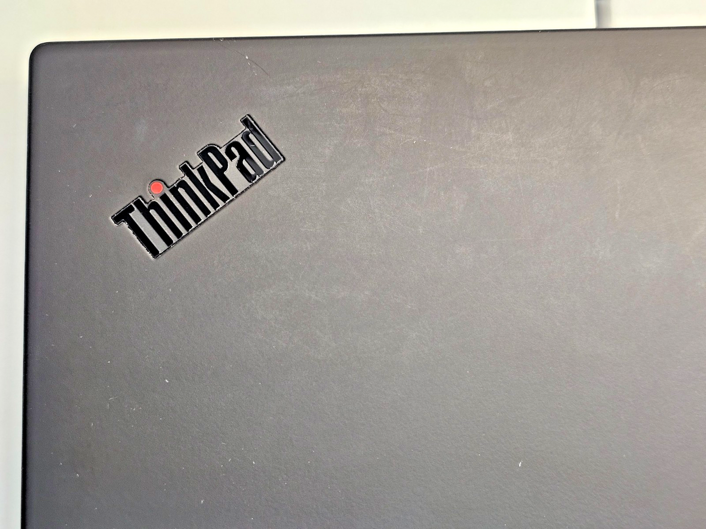 ThinkPad X1 Carbon 7th Gen Touchscreen Ultrabook - i7 8th Gen, 16GB RAM, FHD