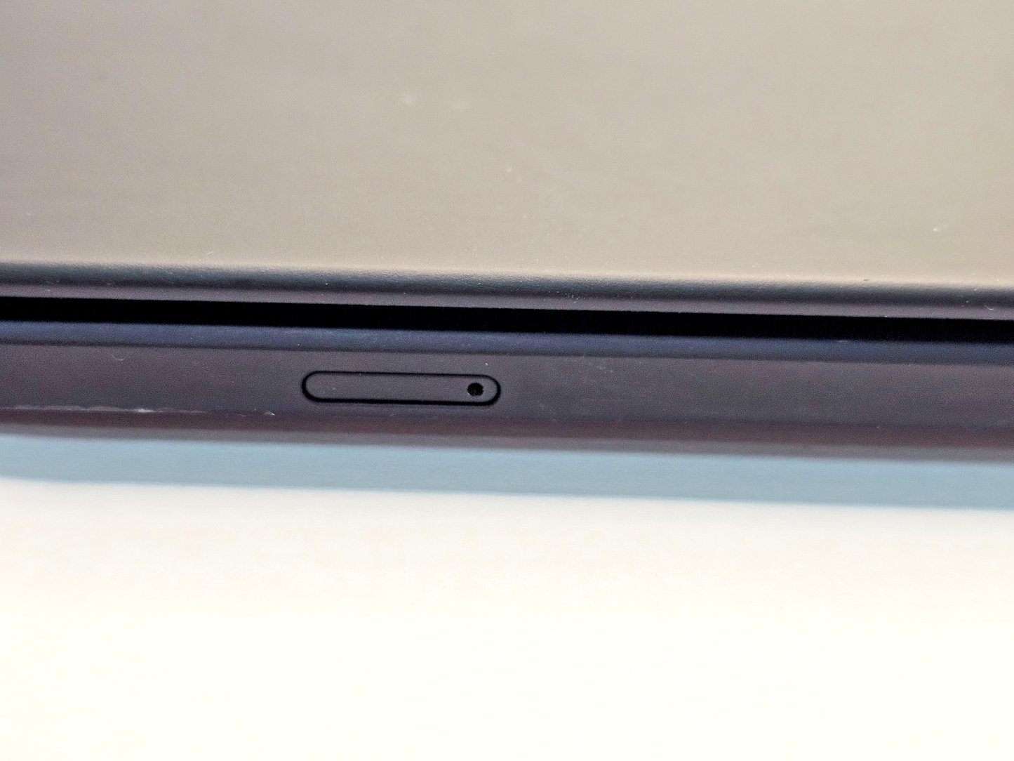 ThinkPad X1 Carbon 7th Gen Touchscreen Ultrabook - i7 8th Gen, 16GB RAM, FHD