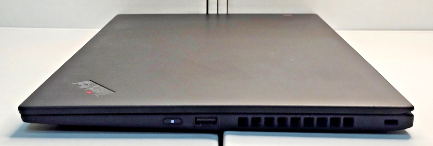 ThinkPad X1 Carbon 7th Gen Touchscreen Ultrabook - i7 8th Gen, 16GB RAM, FHD