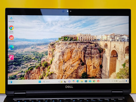 Touch Screen Dell Latitude 7390 2 in 1 Laptop i7 16GB RAM 512GB HDD 13.3 FHD 360