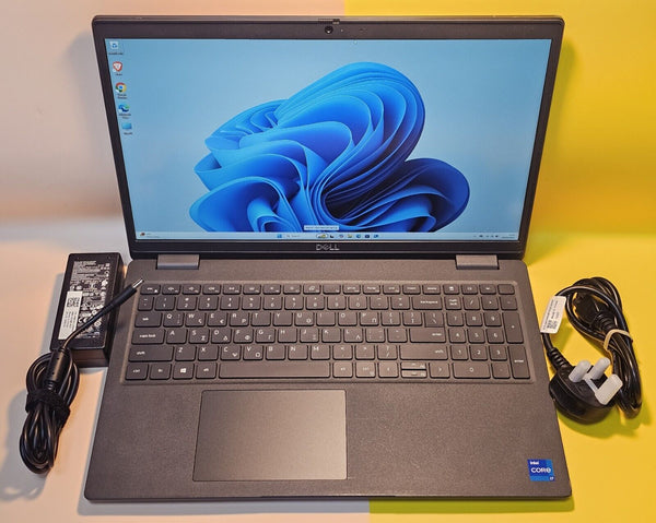 15.6" Dell Latitude 3520 Core i7 11th Gen 2.80GHZ 32GB RAM 512GB NVMe WIN 11 PRO